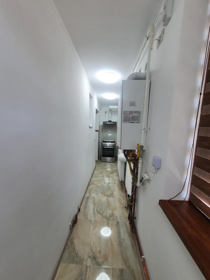 Kriss Apartment Luxury Targu Jiu Bagian luar foto
